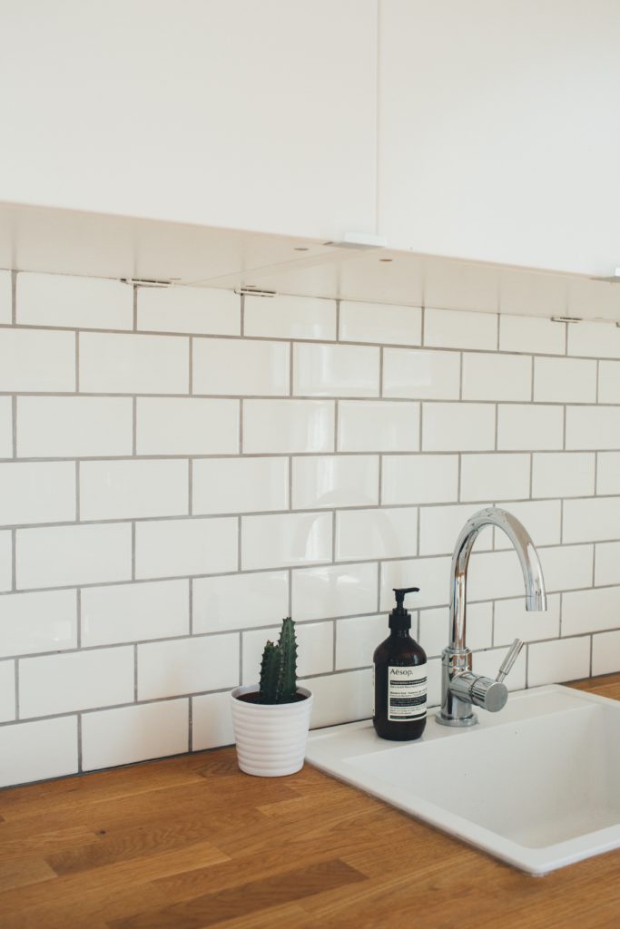 Subway tile shower, Modern subway tile bathroom, Subway tiles in bathroom, Subway tiles for kitchen