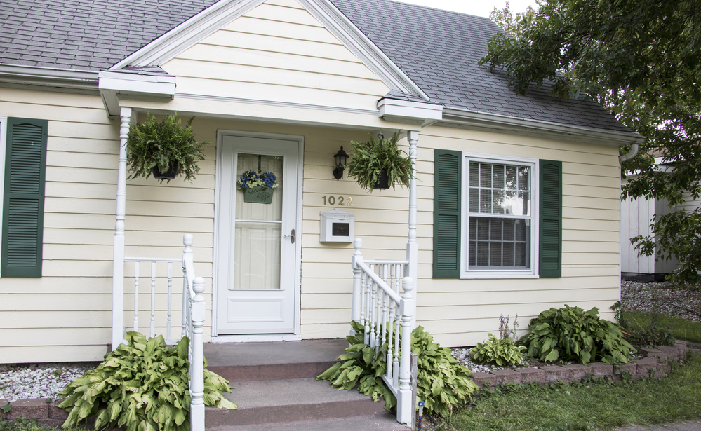 Larson Exterior 1