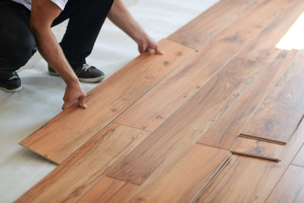 important repairs to make before selling a house, best renovations to do before selling, is it worth renovating a house before selling, cheap fixes to sell a house, selling a house that needs repairs